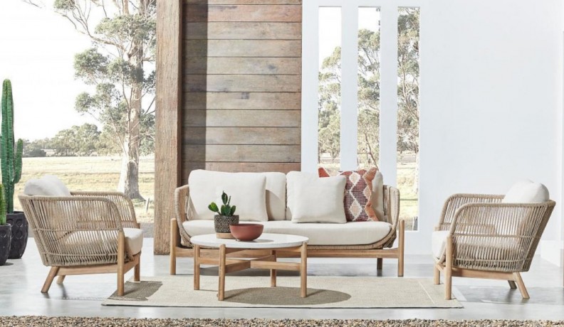 Кресло деревянное плетеное с подушками