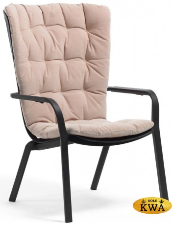 Лаунж-кресло пластиковое с подушкой