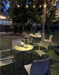 Стул пластиковый