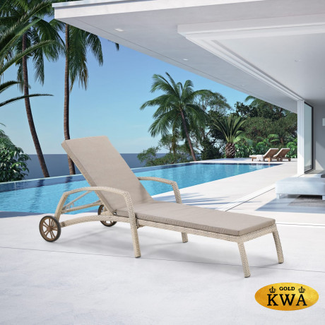 Шезлонг-лежак плетеный A35C2-W85 Latte с матрасом