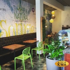 Стул пластиковый