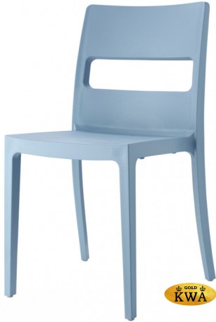 Стул пластиковый