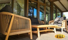 Лаунж зона LEONOREN с трехместным диваном и плетеным роупом