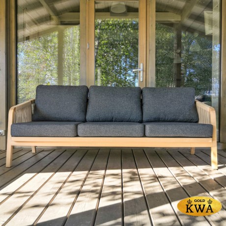 Лаунж зона LEONOREN с трехместным диваном и плетеным роупом