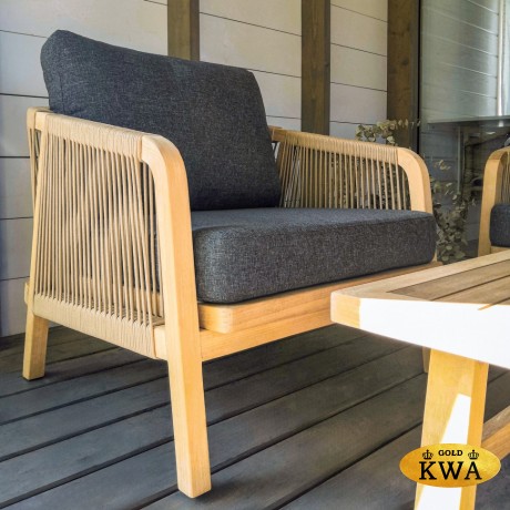 Лаунж зона LEONOREN с трехместным диваном и плетеным роупом