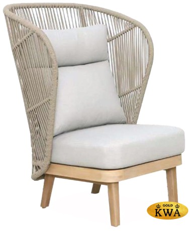 Лаунж-кресло плетеное с высокой спинкой