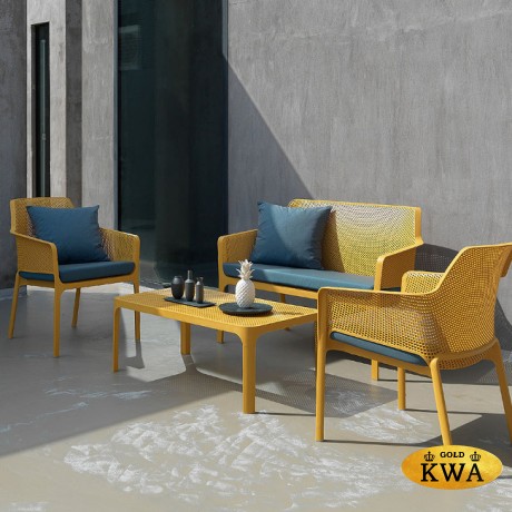 Диван пластиковый