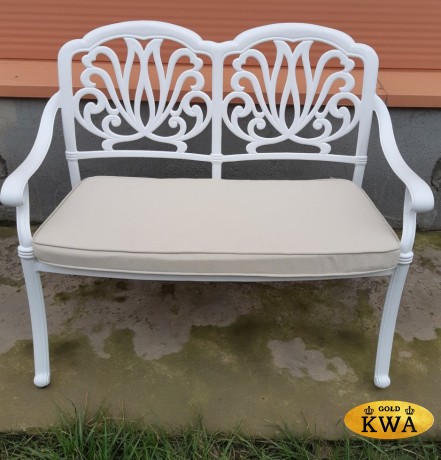 Белая мебель из литого алюминия Valeria White