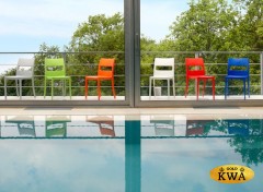 Стул пластиковый