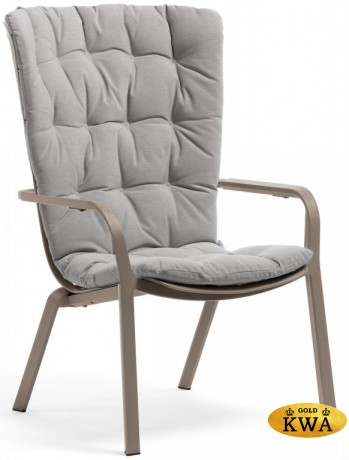 Лаунж-кресло пластиковое с подушкой