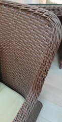 Кресло плетеное с подушками