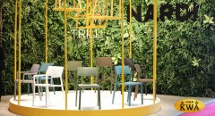 Стул пластиковый