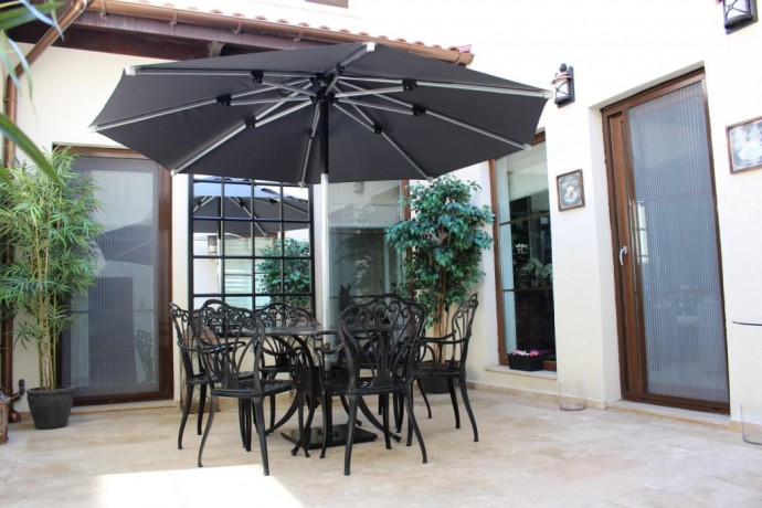 Зонт профессиональный Ø2.5 м