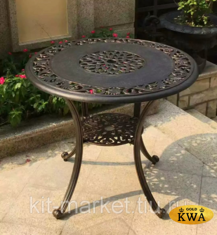 Кофейный стол из литого алюминия Geneva 80