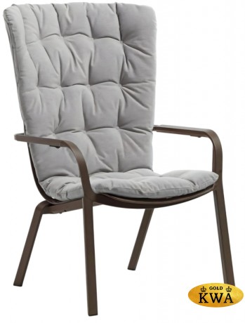 Лаунж-кресло пластиковое с подушкой