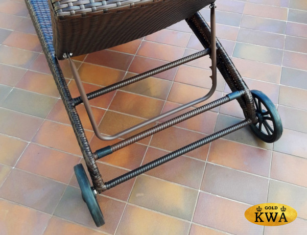 Шезлонг лежак МОНАКО из искусственного ротанга темно-коричневый