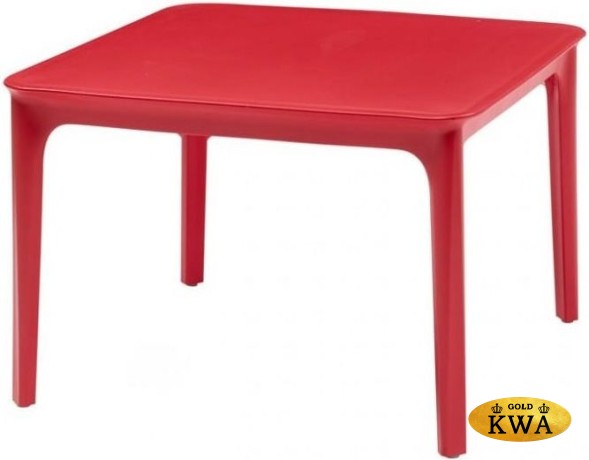 Стол пластиковый журнальный