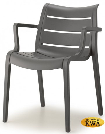 Кресло пластиковое