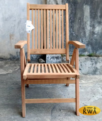 Кресло из тика Borneo