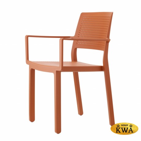 Кресло пластиковое