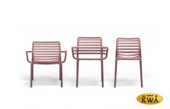 Кресло пластиковое