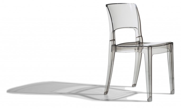 Стул прозрачный