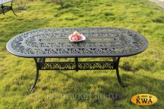 Овальный стол из литого алюминия на 6 персон