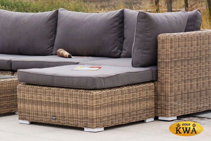 "Лунго" плетенная оттоманка с подушкой, цвет соломенный