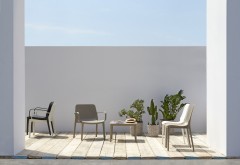 Стул пластиковый