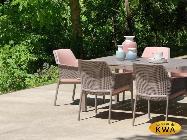 Стол пластиковый раздвижной