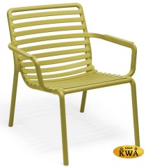 Лаунж-кресло пластиковое