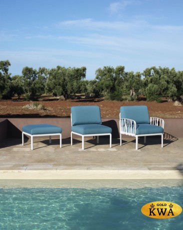 Пуф пластиковый с подушкой