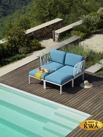 Пуф пластиковый с подушкой