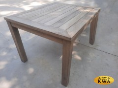 Стол деревянный обеденный