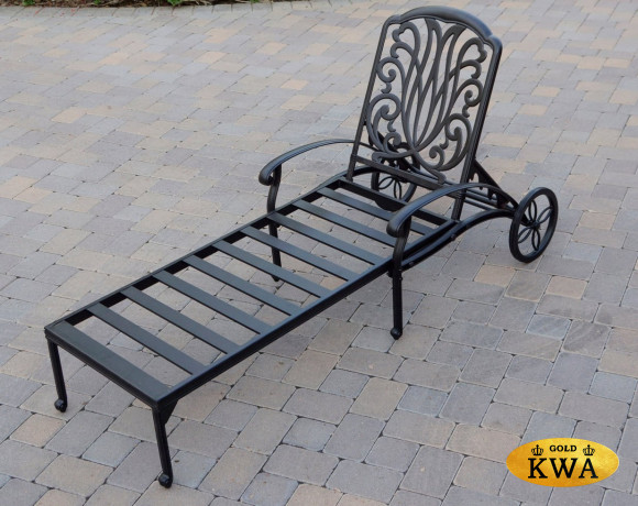 Литой шезлонг из алюминия Bernie