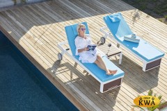 Шезлонг-лежак металлический с матрасом Alezia