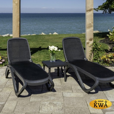 Шезлонг-лежак пластиковый