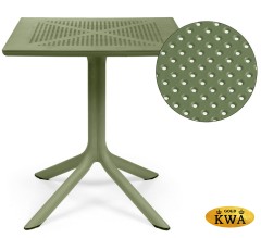 Стол пластиковый обеденный