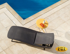 Лежак пластиковый Pacific