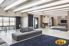 Стул прозрачный