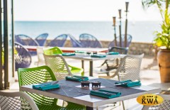 Стул пластиковый