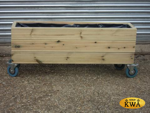 Кашпо уличное прямоугольное на колесах