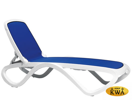 Лежак пластиковый Omega