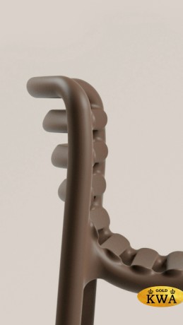 Стул пластиковый барный