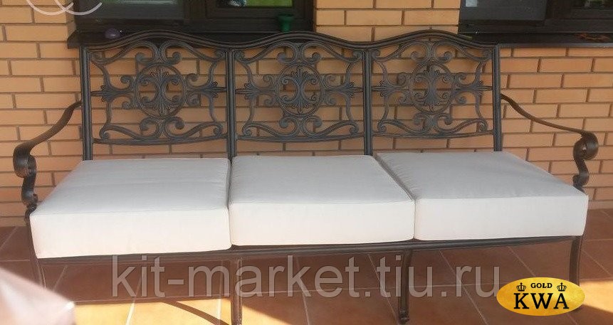 Диван трехместный из литого алюминия Venice