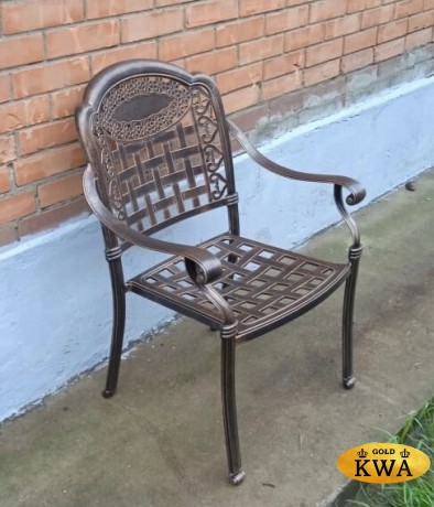 Металлическое кресло Gera из алюминия