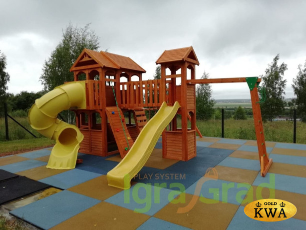 Детская площадка IgraGrad "Клубный домик Макси с трубой"