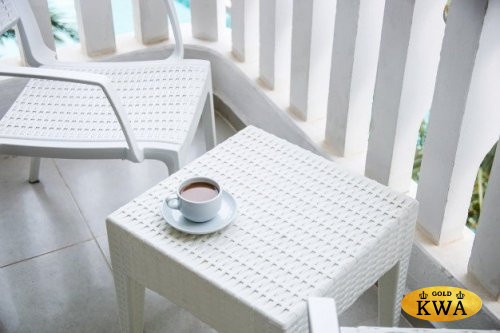 234/GT1009/WHITE Столик плетеный для шезлонга Miami Lounge