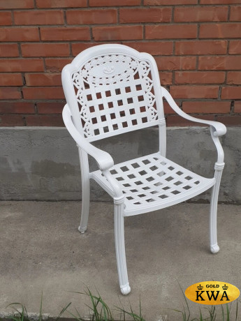 Белая литая мебель из алюминия Geraldine 8