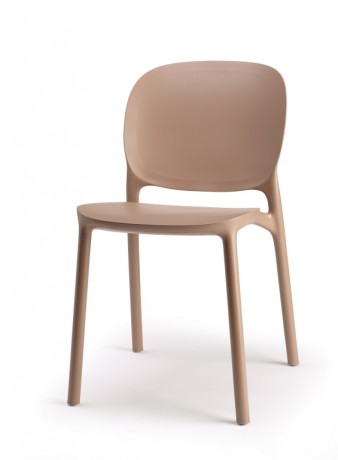 Стул пластиковый